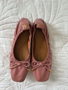 Tory Burch Square Toe Leather Bow Ballet Gold Logo Flat Pink Size 6M